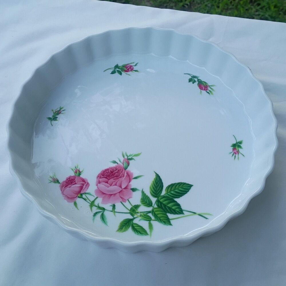 CHRISTINE HOLM Porcelain Fluted Quiche Tart Plate Baking Pan Dish Pink Rose 9.5"